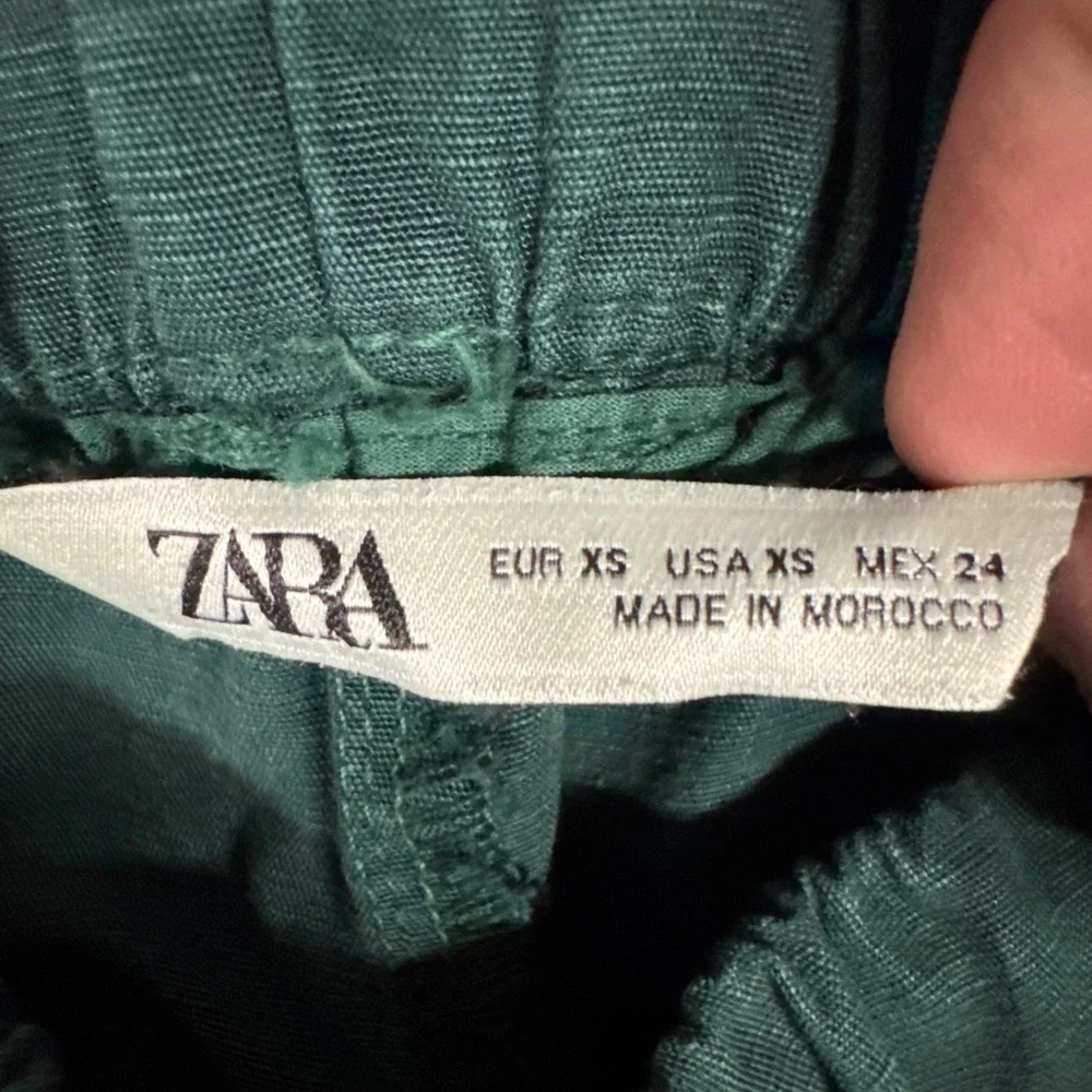 Zara Pants Womens XS Green Tapered Capri Drawstring Elastic Waist Linen Blend